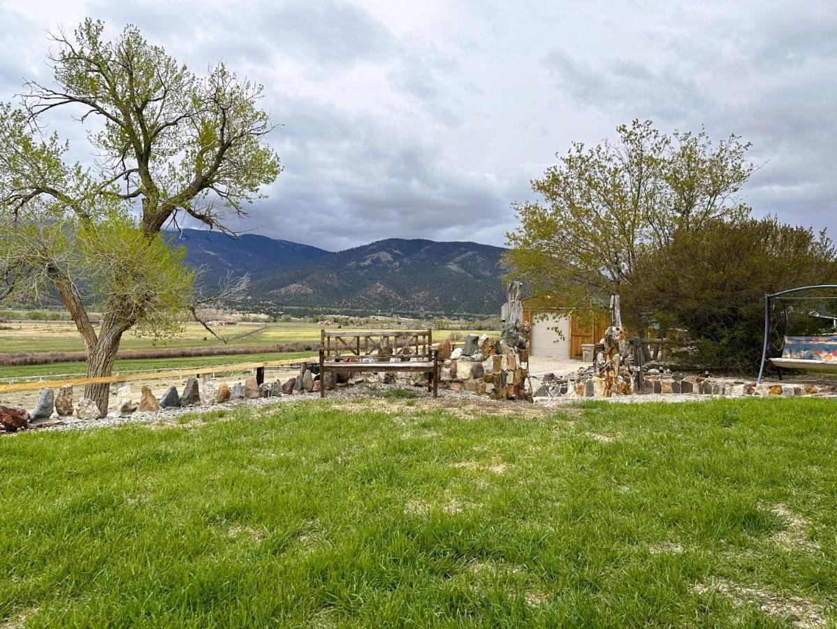 萨利达Private Retreat On Working Horse And Cattle Ranch别墅 外观 照片